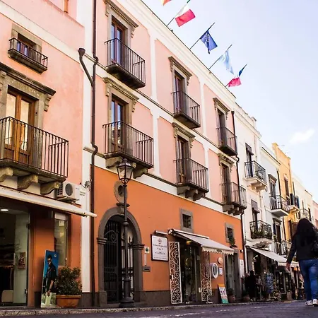 Alberghiero Eolie 4*