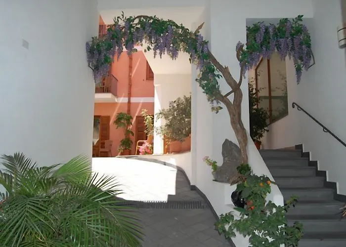 Alberghiero Eolie Apartahotel 4*