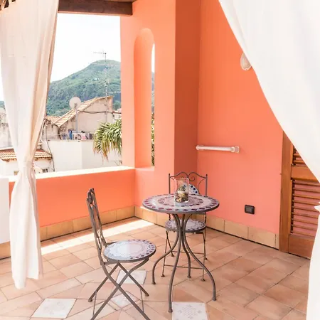 Alberghiero Eolie 아파트호텔 4*