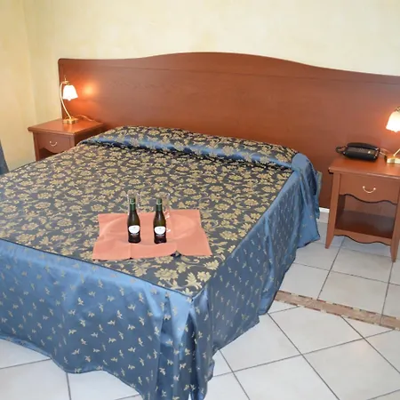 Alberghiero Eolie Апарт-отель 4*