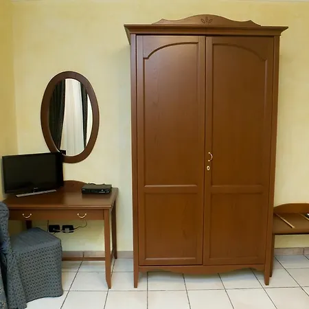 Apartahotel Alberghiero Eolie 4*