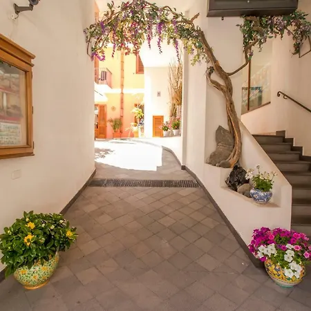 Alberghiero Eolie 4* Lipari (Isola Lipari)