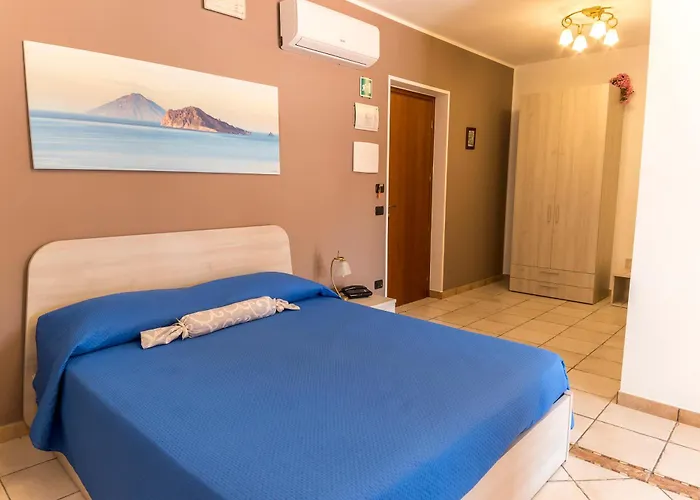 Aparthotel Alberghiero Eolie 4*