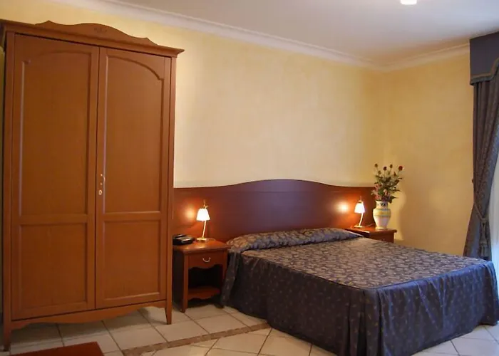 Alberghiero Eolie 4*